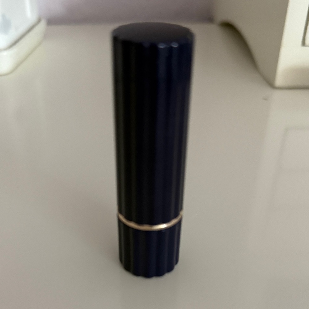 Estee Lauder Lipstick -  sweet tea